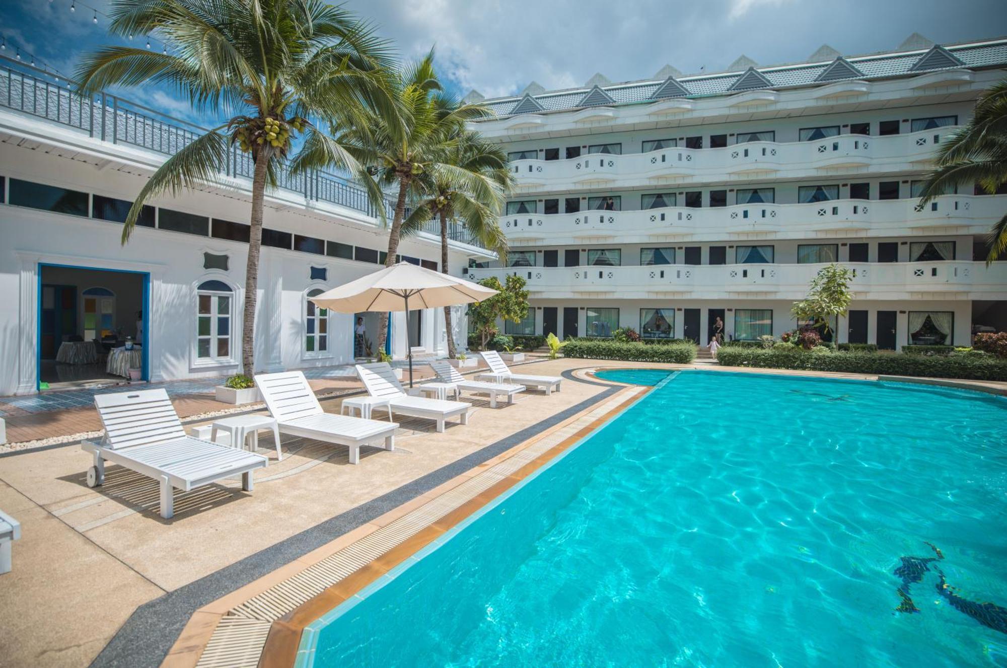 Blue Carina Inn Hotel - SHA Plus Phuket Exterior foto