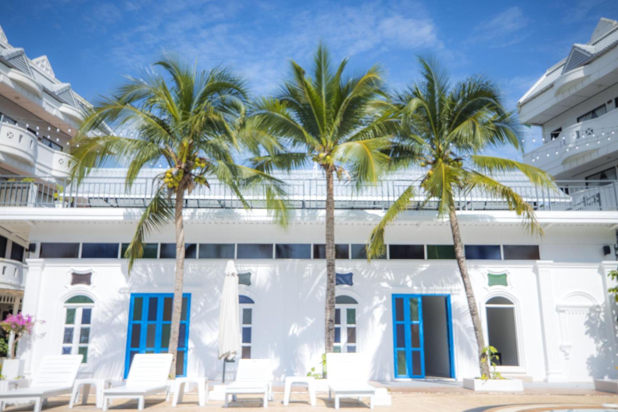Blue Carina Inn Hotel - SHA Plus Phuket Exterior foto