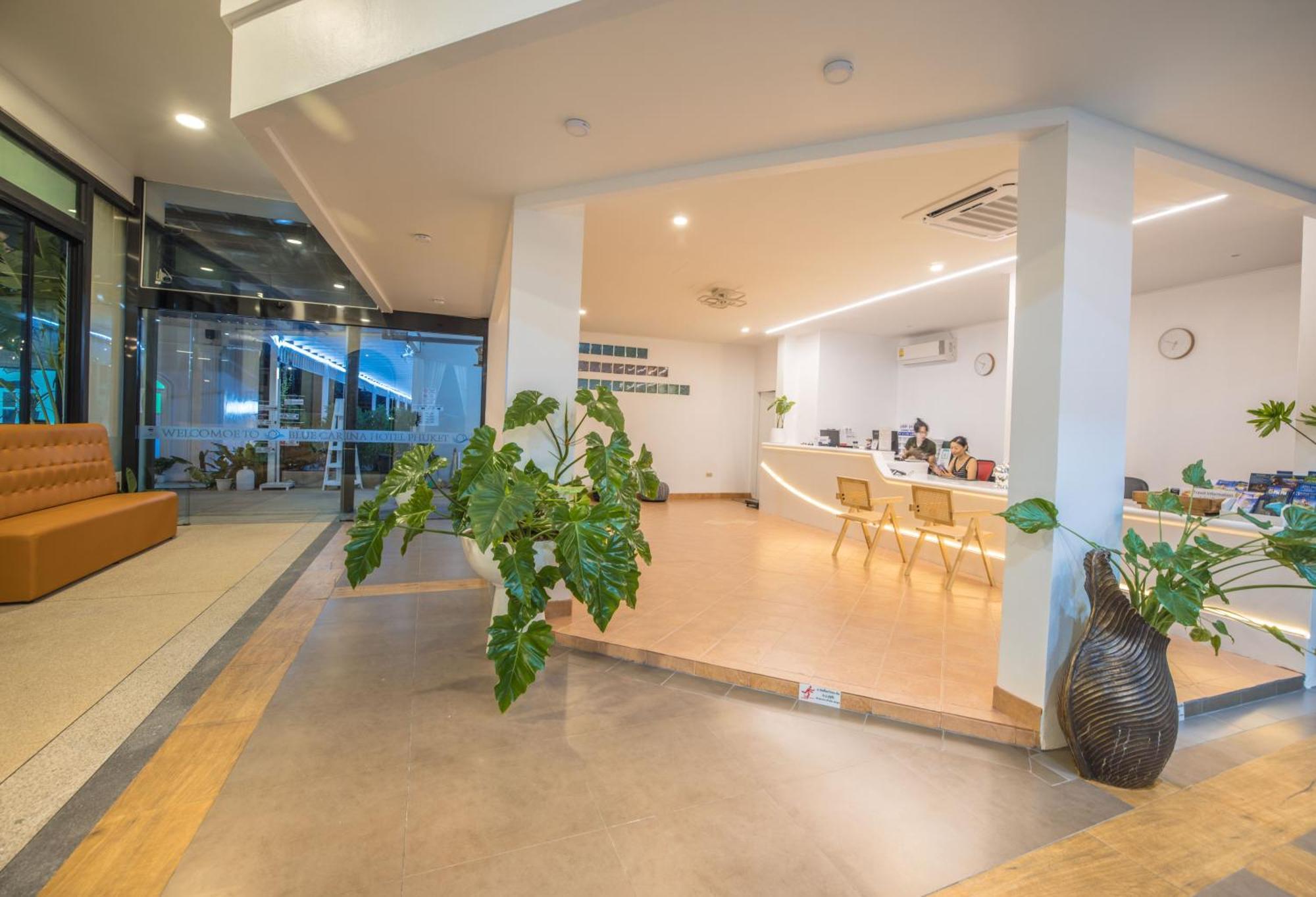 Blue Carina Inn Hotel - SHA Plus Phuket Exterior foto